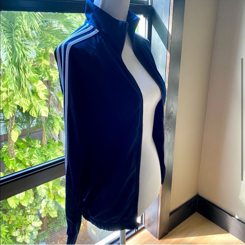 ADIDAS track jacket navy XS - Picture 4 of 8